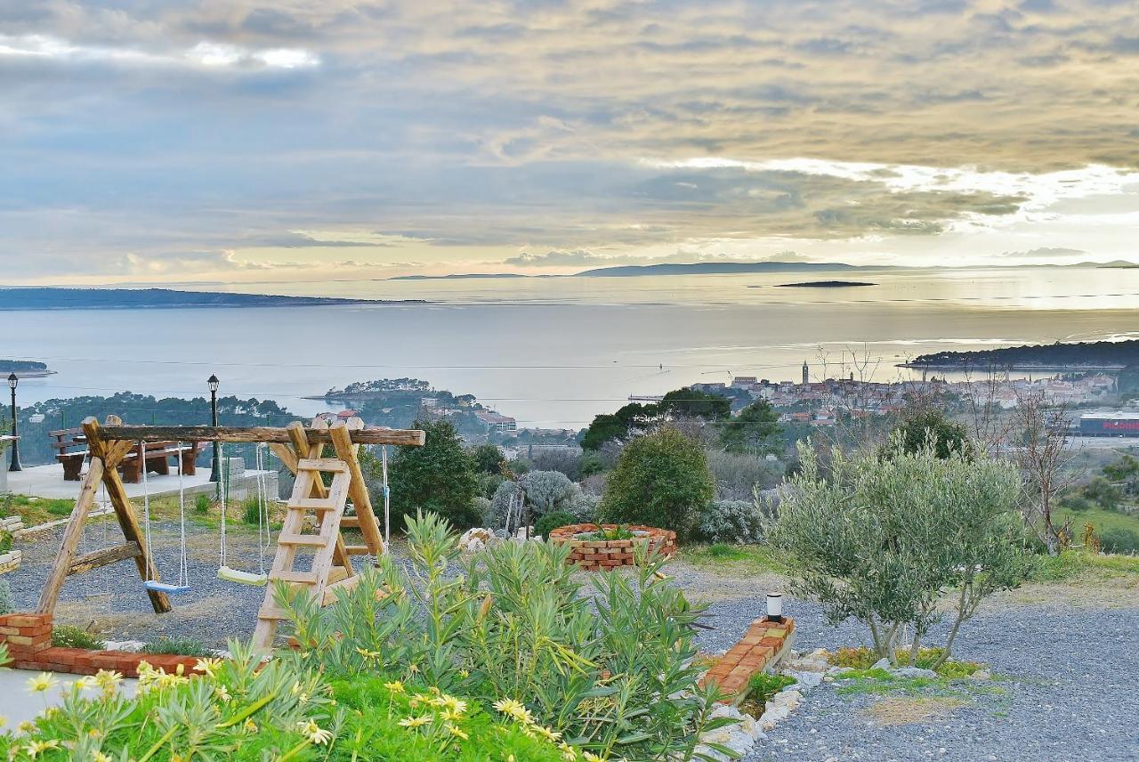 Mundanije Apartments Panorama View Zeljko Scerbe מראה חיצוני תמונה